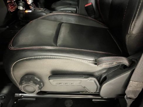 Used 2022 Jeep Gladiator Rubicon w/ LED Lighting Group image 18