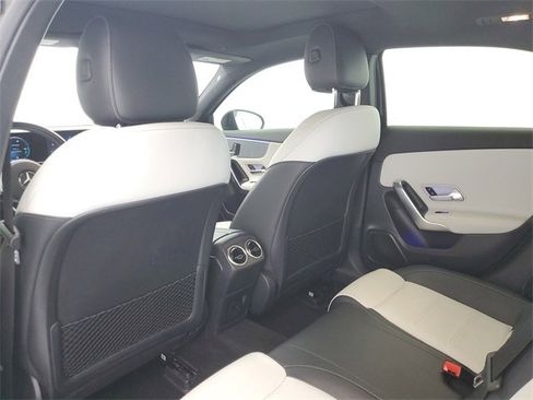 Used 2022 Mercedes-Benz A 220 image 13