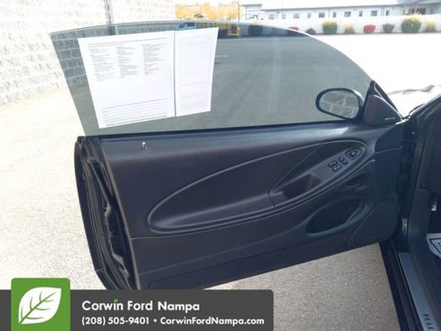 Used 2001 Ford Mustang GT image 10