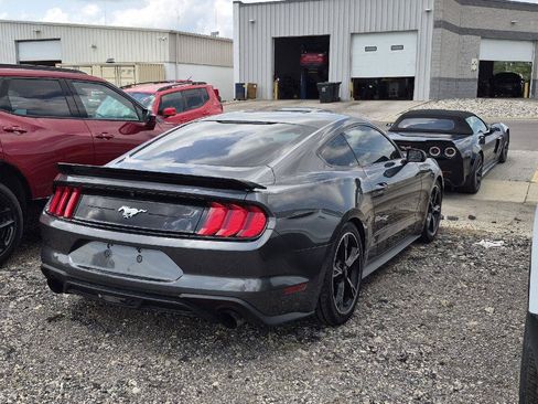 Used 2018 Ford Mustang Coupe w/ Wheel & Stripe Package RWD image 3
