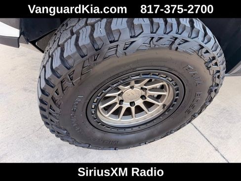 Used 2024 Chevrolet Colorado ZR2 w/ ZR2 Convenience Package III AWD/4WD image 8