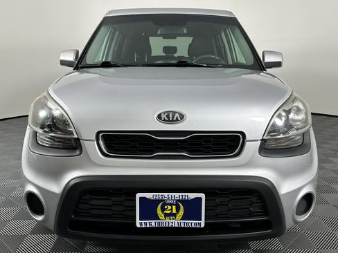 Used 2012 Kia Soul FWD image 3