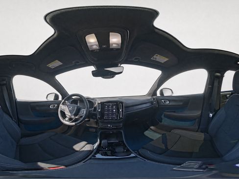 Certified 2023 Volvo C40 P8 Recharge Ultimate AWD/4WD image 9