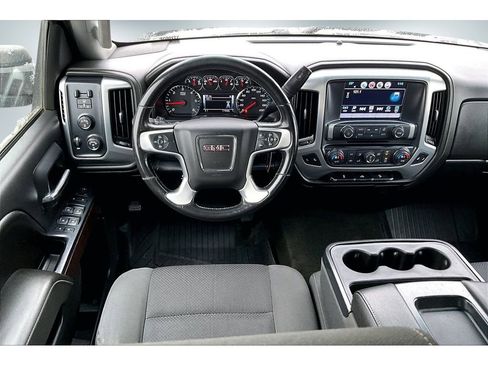 Used 2017 GMC Sierra 3500 SLE image 9