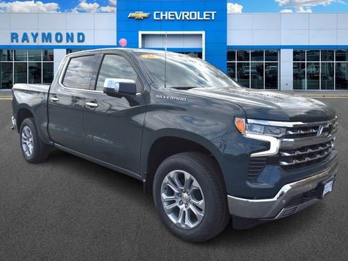 New 2026 Chevrolet Silverado 1500 LTZ w/ LTZ Premium Package image 11