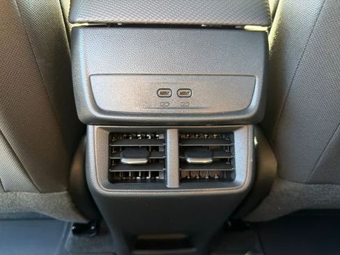 New 2026 Chevrolet Equinox LT image 24