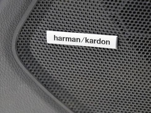 Used 2017 Subaru Outback 2.5i Touring w/ Popular Package #5A image 31