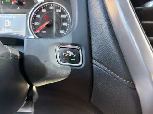 Used 2023 GMC Acadia AT4 w/ Preferred Package AWD/4WD image 25
