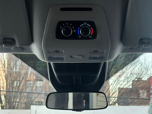 Used 2024 Ford Transit 350 XLT image 29