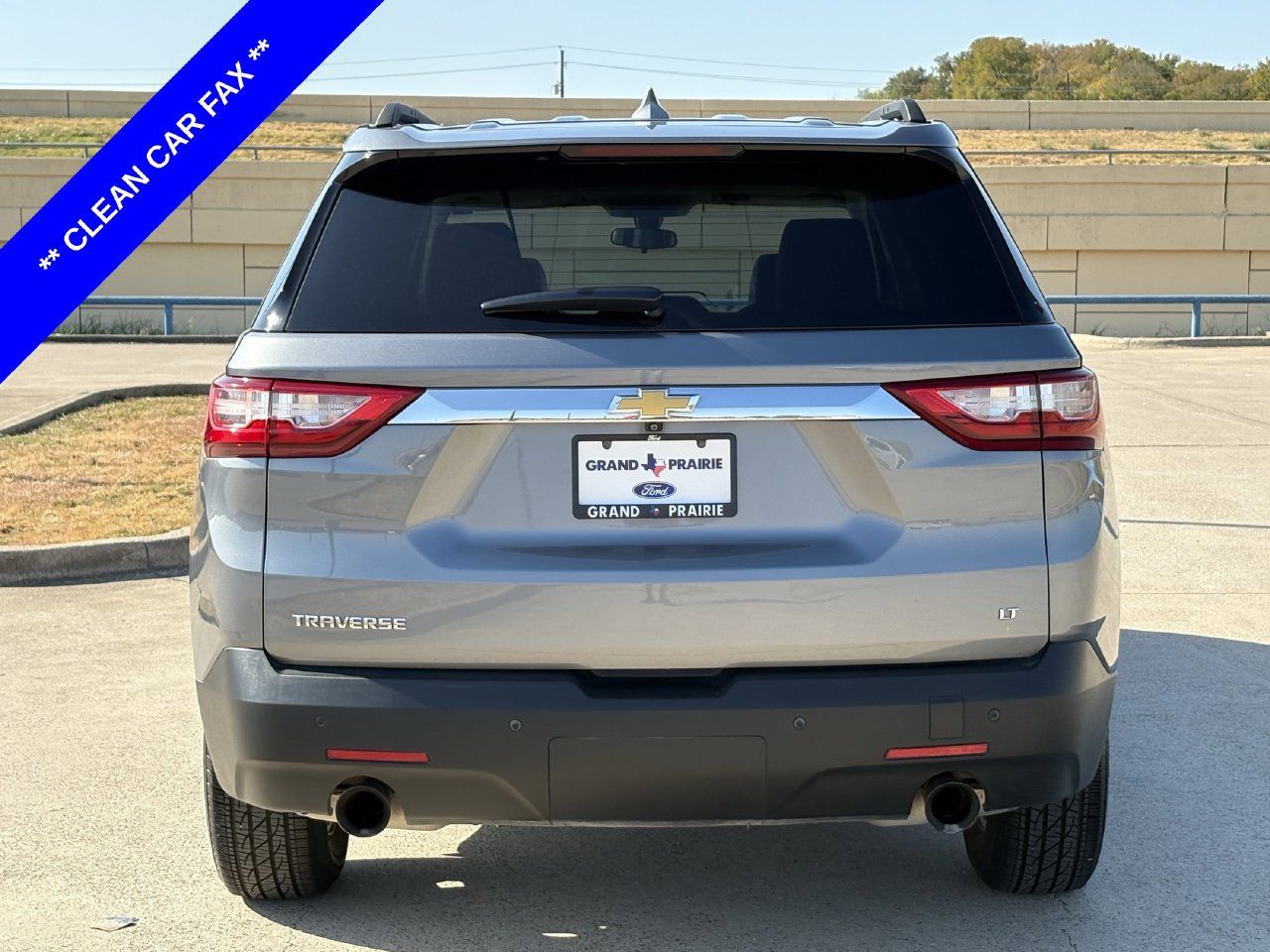 Used 2020 Chevrolet Traverse LT FWD image 7