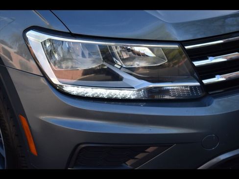 Used 2021 Volkswagen Tiguan S FWD image 46
