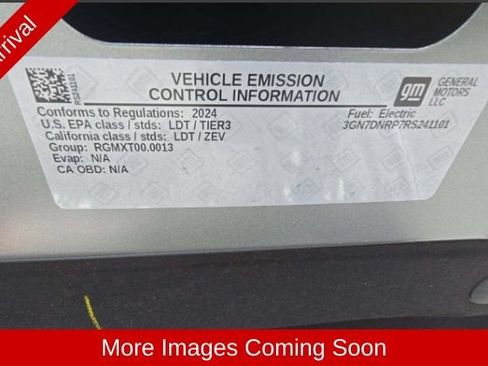 Used 2024 Chevrolet Equinox EV RS FWD image 9