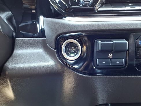 Used 2022 GMC Sierra 1500 SLT w/ SLT Premium Package image 18