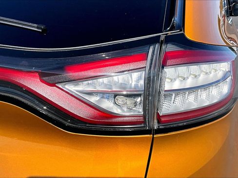 Used 2015 Ford Edge Sport image 27