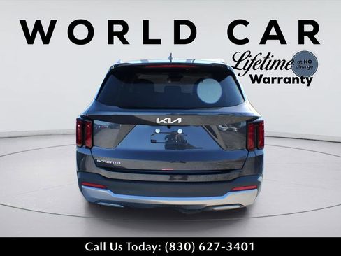 New 2025 Kia Sorento S w/ Panoramic Sunroof Package image 5