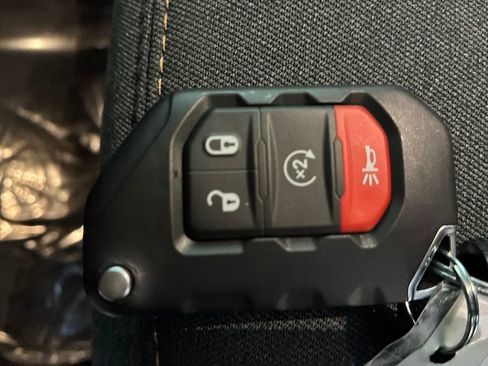 New 2026 Jeep Gladiator Willys image 29