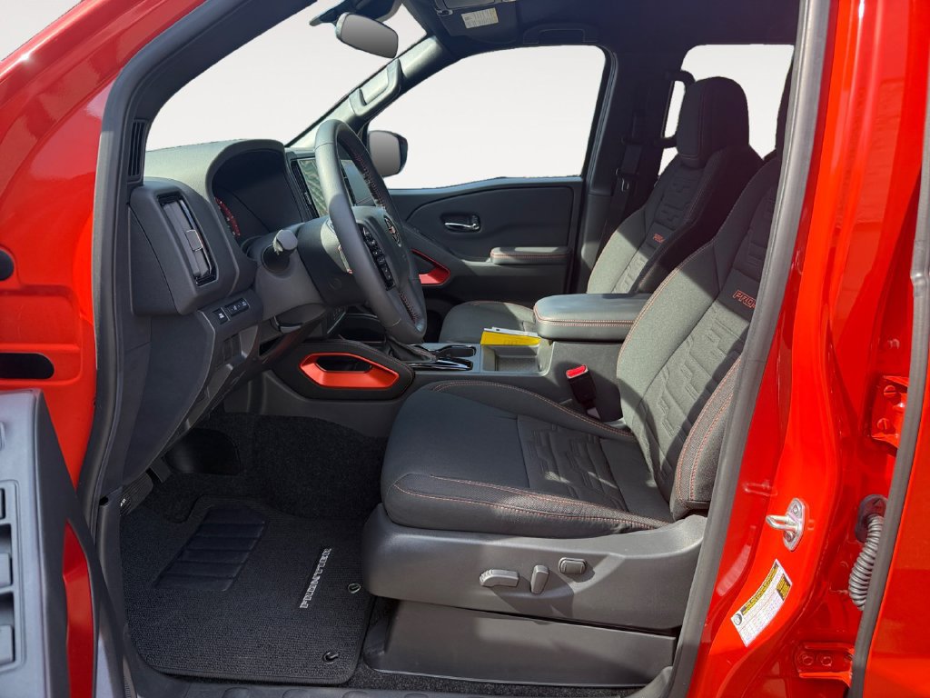 Used 2025 Nissan Frontier PRO-4X w/ Interior Protection Package AWD/4WD image 11