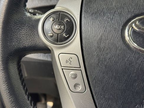 Used 2013 Toyota Prius Four image 27