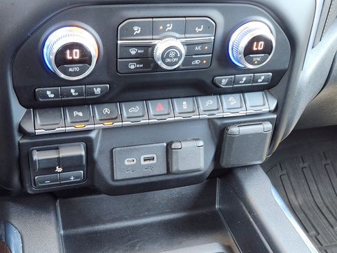 Used 2021 GMC Sierra 1500 SLT AWD/4WD image 14