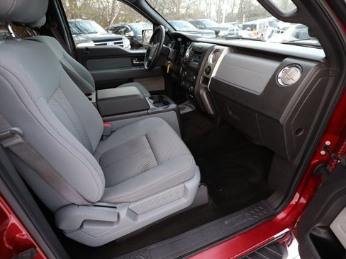 Used 2013 Ford F150 XLT w/ Luxury Equipment Group image 12