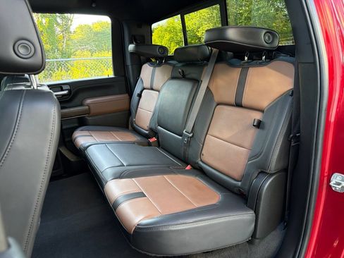 Used 2022 Chevrolet Silverado 3500 High Country w/ Safety Package II AWD/4WD image 22