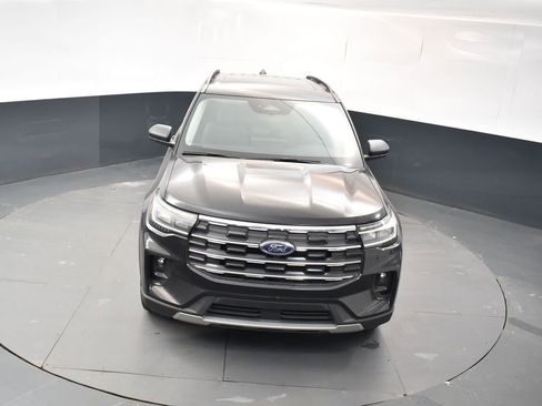 New 2026 Ford Explorer Active w/ Active Comfort Package image 20