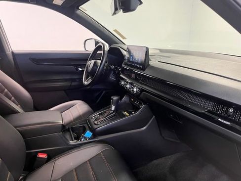 Used 2025 Honda CR-V Sport Touring image 11