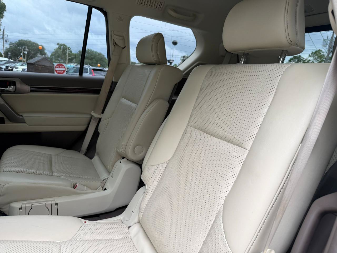 Used 2017 Lexus GX 460 Luxury w/ Preferred Accessory Package AWD/4WD image 41