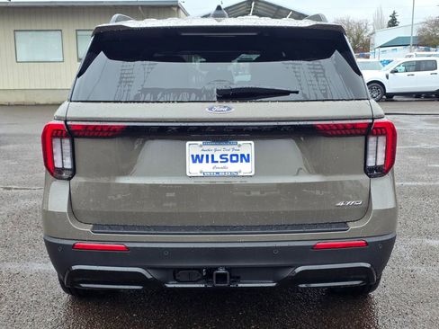 New 2026 Ford Explorer ST-Line w/ ST-Line Street Pack image 6
