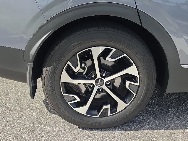 Certified 2024 Kia Sportage EX FWD image 5