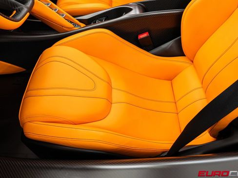 Used 2022 McLaren 765LT RWD image 45