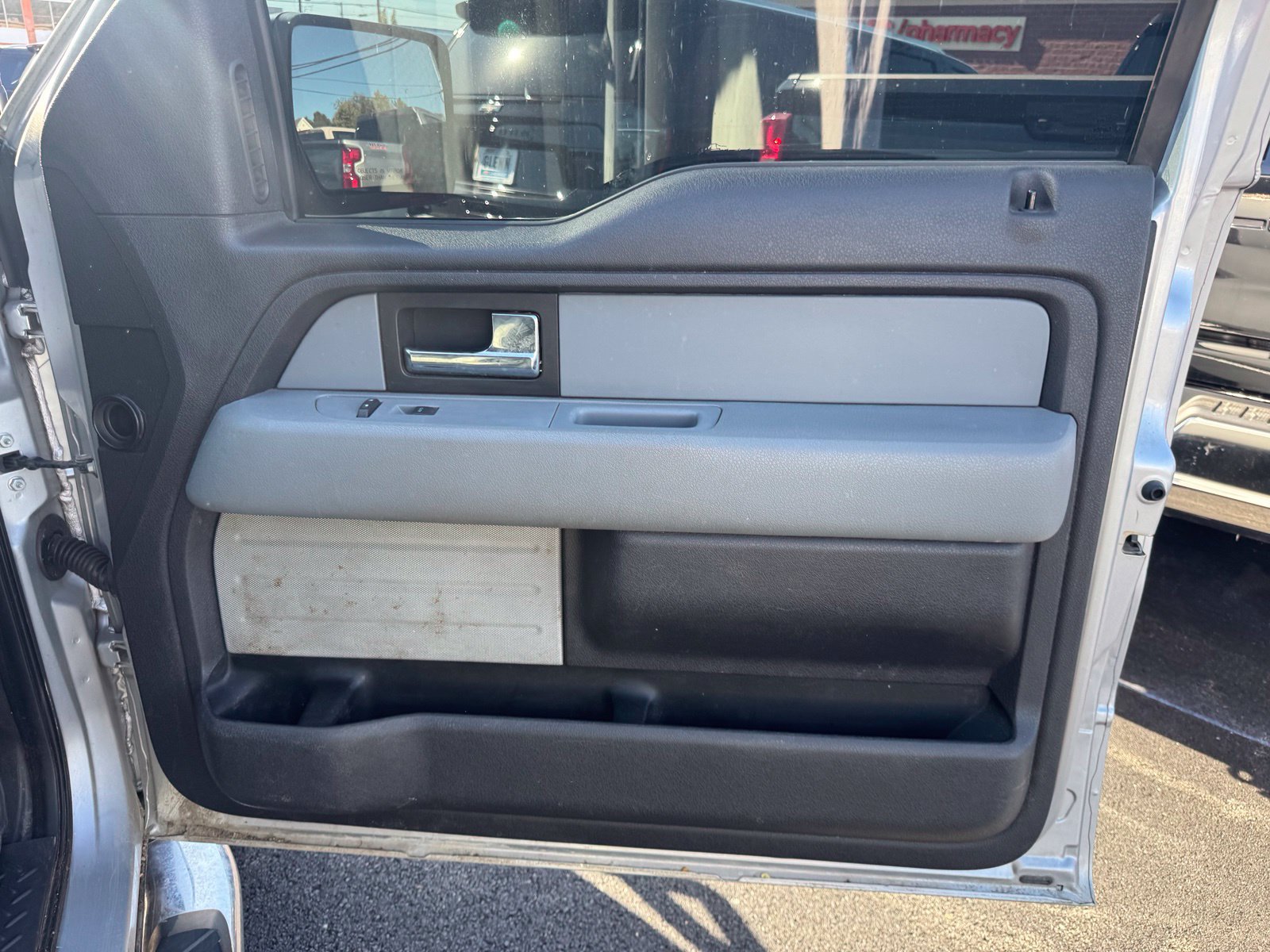 Used 2013 Ford F150 XLT w/ XLT Chrome Pkg AWD/4WD image 27