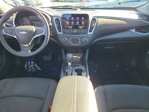 Used 2024 Chevrolet Malibu LT image 9