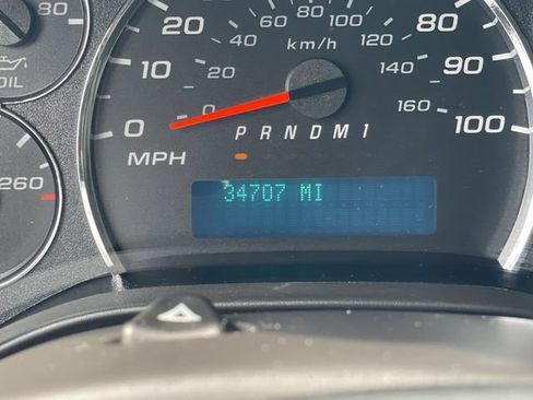 Used 2023 GMC Savana 3500 Extended w/ Driver Convenience Package RWD image 13
