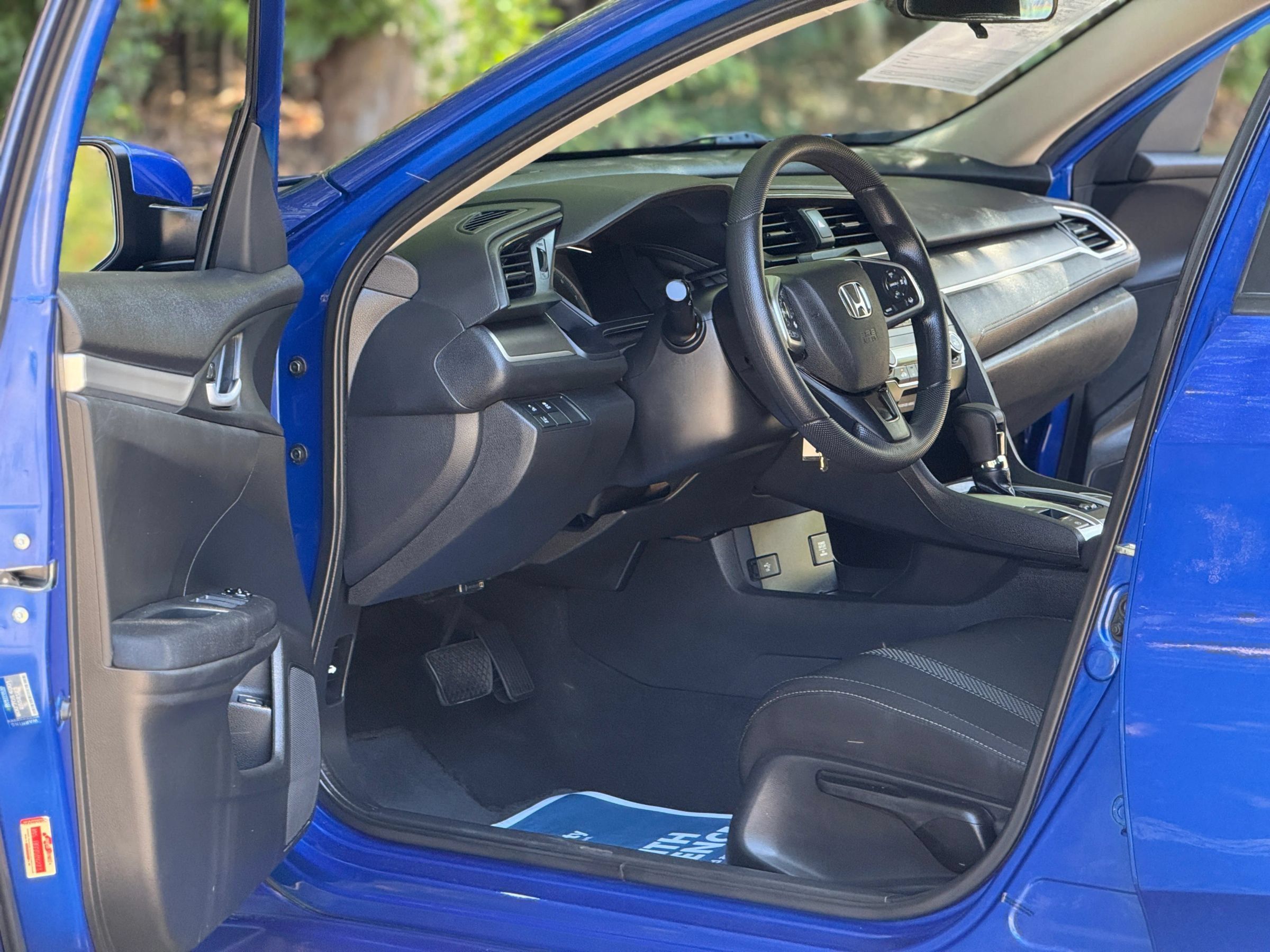 Used 2020 Honda Civic LX image 10