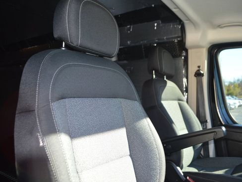 Used 2021 RAM ProMaster 3500 w/ Premium Appearance Group image 23