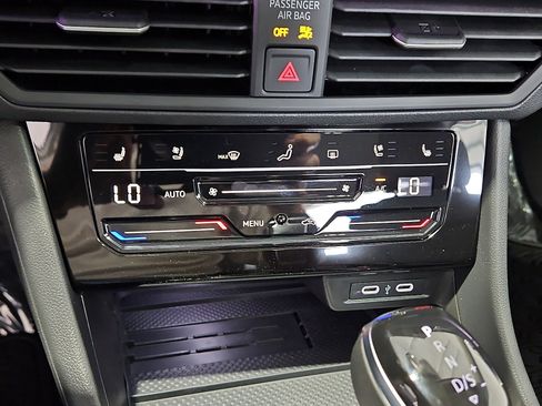 New 2026 Volkswagen Jetta SEL image 16