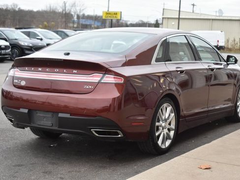Used 2016 Lincoln MKZ Hybrid image 6