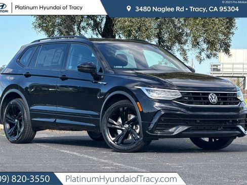 Used 2023 Volkswagen Tiguan SE R-Line image 1