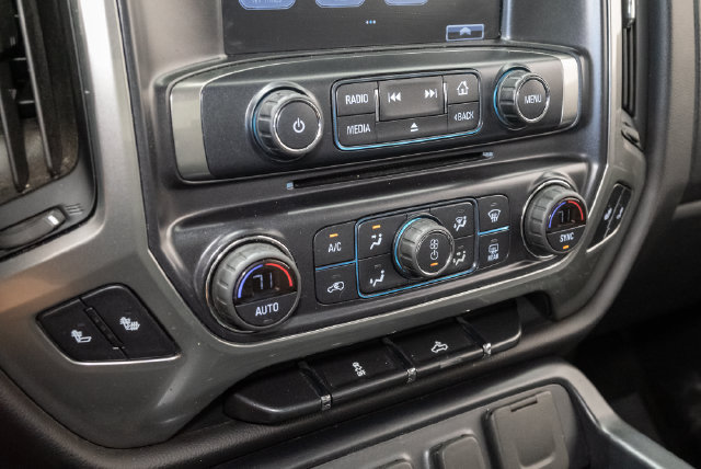 Used 2018 Chevrolet Silverado 1500 LT w/ All Star Edition AWD/4WD image 21