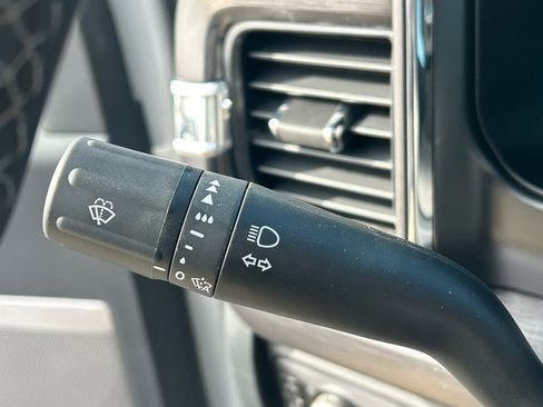 New 2026 Ford F250 Lariat w/ Black Appearance Package image 32