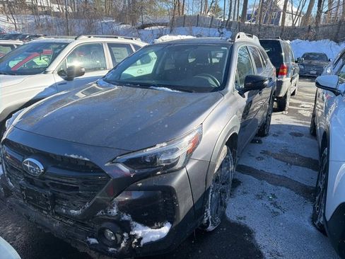 Used 2024 Subaru Outback Onyx Edition image 3