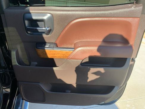 Used 2015 Chevrolet Silverado 3500 High Country w/ Duramax Plus Package image 16