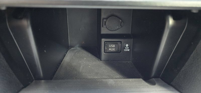 Used 2012 Toyota Camry SE FWD image 22