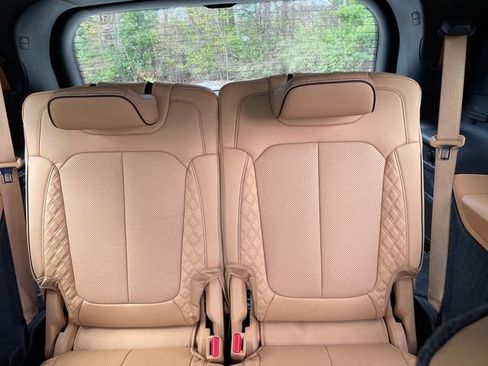 Used 2024 Jeep Grand Cherokee L Summit AWD/4WD image 21