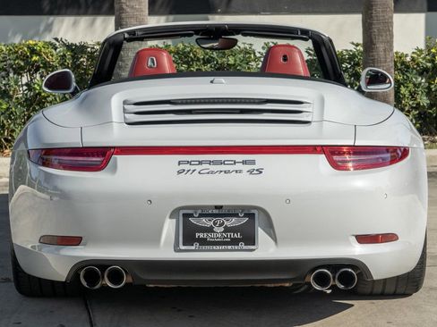 Used 2015 Porsche 911 Carrera 4S image 7
