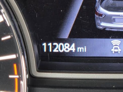 Used 2019 Nissan Pathfinder SV AWD/4WD image 23
