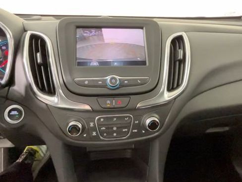 Used 2024 Chevrolet Equinox LT w/ LPO, Floor Liner Package FWD image 32