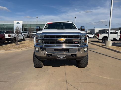 Used 2015 Chevrolet Silverado 2500 LTZ w/ Duramax Plus Package image 8
