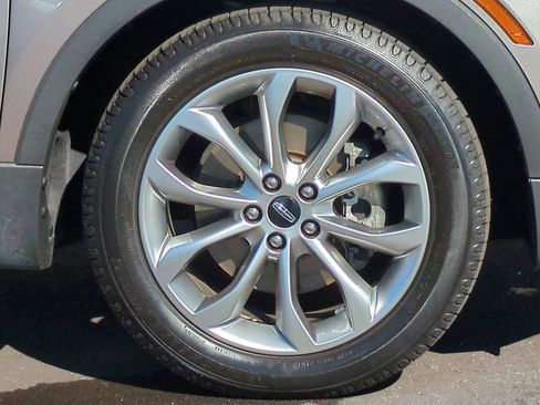 Used 2019 Lincoln MKC Select w/ Select Plus Package image 11